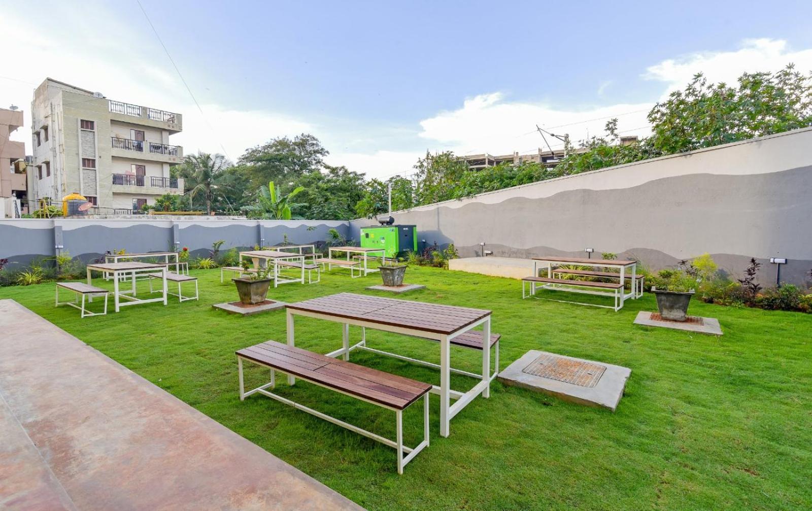 C-Suites Winster Bangalore Exterior photo